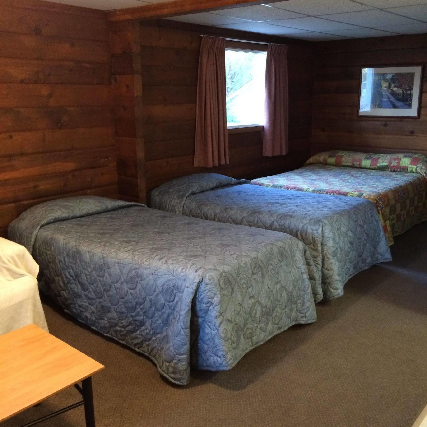 Raccoon Lodge Motel Sylvan Lake Exterior foto